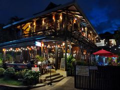 -Dash Teak House