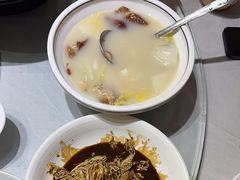 -鸭王烤鸭店(三里河店)