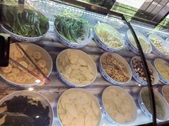 -牛满溢·自助潮汕鲜牛肉火锅(龙汇路店)