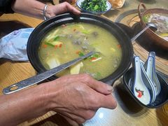 乌鸡锅-妈妈的味道·腾冲特色菜(和顺古镇店)
