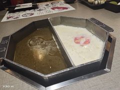 -八角锄烧·肉火锅(天河城店)