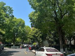 -复旦大学附属中山医院青浦分院-停车场