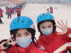 -哈尔滨热雪奇迹
