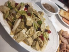 -百草香驴肉坊(国际城店)