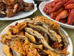 -丹水桥地锅鱼·翘嘴鲌·地方特色全鱼宴(丹江口大坝店)