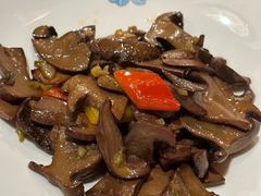 美味牛肝菌-青城山六善酒店·紫氣園中餐厅
