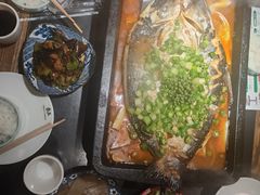 -夯鱼烤鱼·尔滨地标美食(中央商场店)