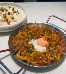 -MINI MARS 移动的空间站乐园·餐饮·派对(浦东金桥店)