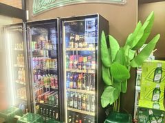 -曼听小寨海鲜烧烤·大连辣炒大王(盖州街店)
