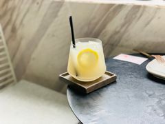 -UNI UNI(环亚凯瑟琳店)