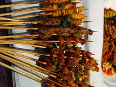 -辣出味岳阳特色烧烤·龙虾大排档(砂子塘总店)