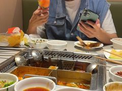 -海底捞火锅(新松江路店)
