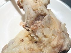 -三人行骨头王火锅(长寿店)