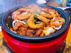 -吉吉向上炭烤鸡肉煲(大学城店)