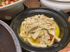 -爱碗亭·鲜炒湖南菜(壹城中心店)