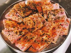 尝尝看火腿猪肉-小肚皮饮食店