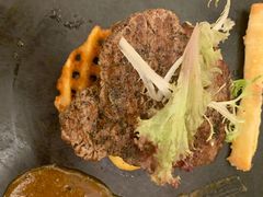 香煎菲力牛排配黑椒汁-红房子西菜馆(淮海中路店)