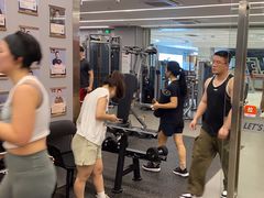 -乐刻健身(龙华红山6979店)