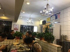 -八两八金·莱芜特色炒鸡(市南漳浦路店)