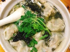 -小许三鲜砂锅馄饨店(家多乐烟酒店)