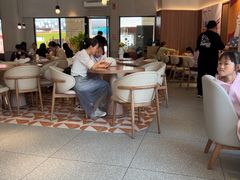 -必胜客(阿罗海店)