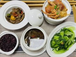 -臻康乃馨月子中心(集美店)