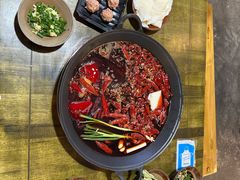 -黄潇洒老火锅(九眼桥宏济巷店)