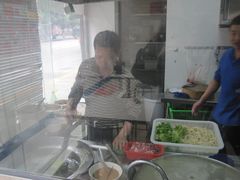 -华威达牛庄(黄埔大道西店)
