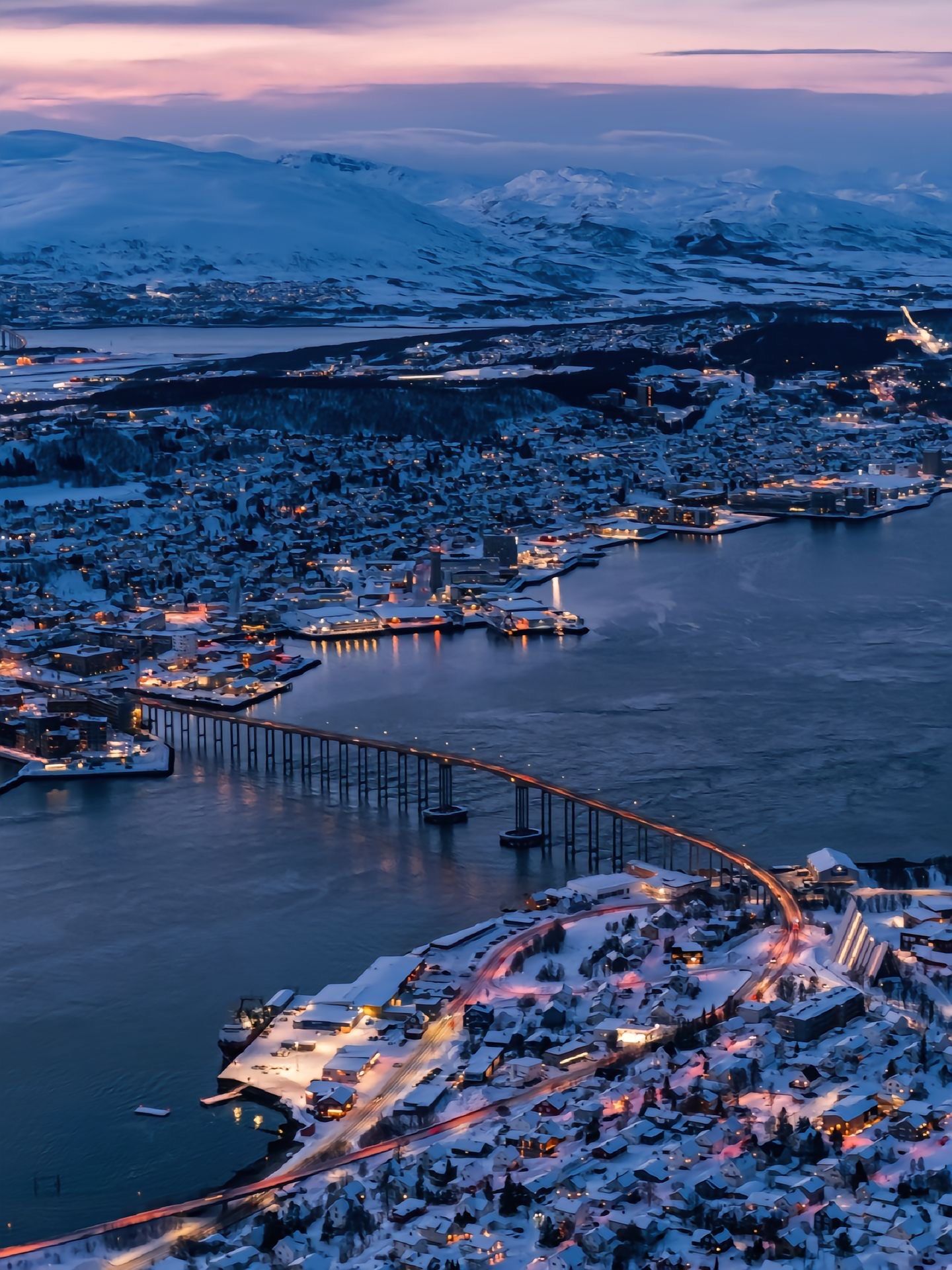 浪漫的雪地灯塔之旅