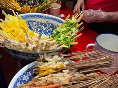 -八一路好吃街(雨田商务大厦店)