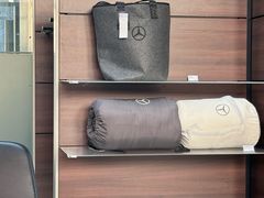 -天津波士信达奔驰4S店(卫津南路店)