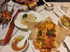 -小河公主秘制烤羊腿(小绿谷店)