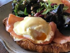 -ROAST coffee & eatery