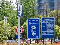 -地铁江陵路站停车场