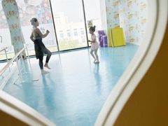 -Isee灰姑娘国际儿童艺术中心(BHGMall店)