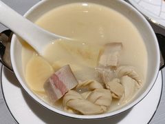 腌笃鲜-屋里厢上海菜馆