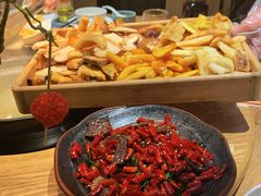 -一朵菌·野生菌探索家火锅(南亚店)