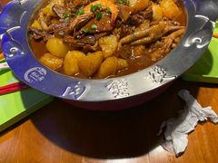 -钳小厨疯味1987肉蟹煲(美一城广场店)