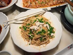 -吴越荣记苏州菜·松鼠桂鱼 100% 活鱼现做(月光码头店)