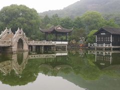 -灵岩山风景区