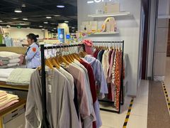 -燕莎奥特莱斯购物中心