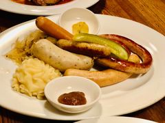巴伐利亚香肠拼盘-宝莱纳啤酒花园餐厅PAULANER BRAUHAUS Nanjing(广州路店)