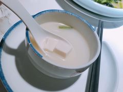 -姜君·千岛湖鱼头馆(浦东大道店)