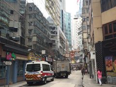 -东荟城名店仓
