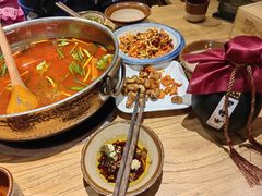 -黔诚多彩火锅(甲秀楼店)
