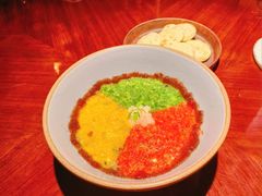 三色辣椒皮蛋茄子-解香楼(八盘岭路店)