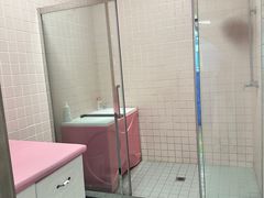 -Swim斯卫姆国际儿童游泳中心(红博中央公园店)