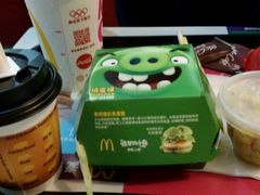 -麦当劳(伟城广场店)