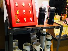 零售区-星巴克(深圳罗湖书城店)
