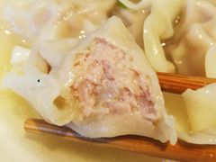 刀鱼馄饨-老半斋(福州路店)